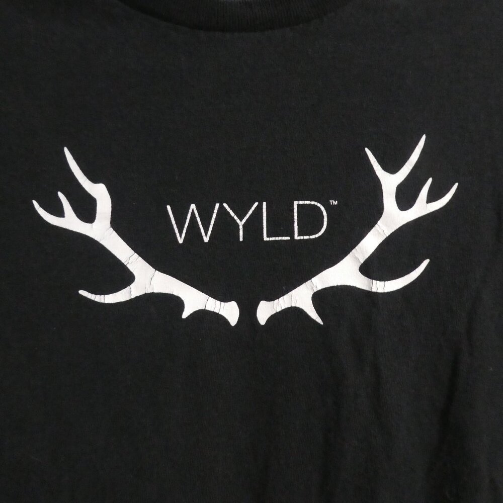 WYLD | medium | Black Short Sleeve Graphic Tee / T-Shirt